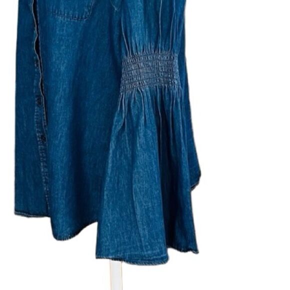 DG2 Diane Gilman chambray button front shirt w/ bell smocked sleeve size L. - Picture 5 of 7
